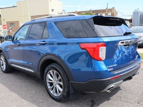 Used 2022 Ford Explorer Limited w/ Equipment Group 301A AWD/4WD image 4