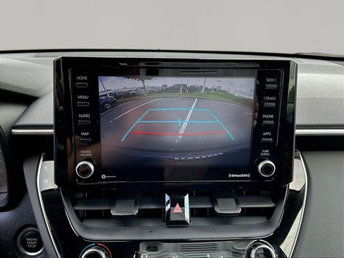 Used 2022 Toyota Corolla Cross LE FWD image 14
