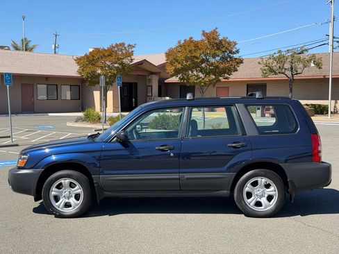 Used 2005 Subaru Forester 2.5X AWD/4WD image 8