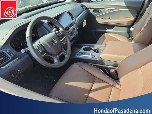 New 2025 Honda Ridgeline RTL image 2