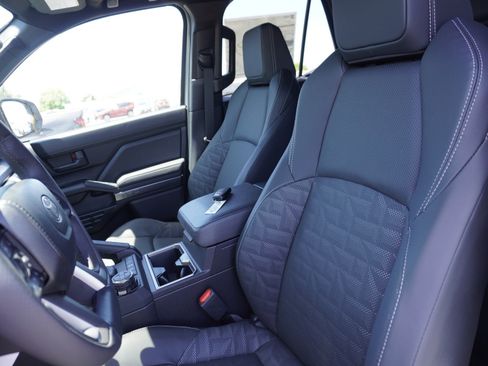 New 2026 Toyota 4Runner TRD Off-Road Premium AWD/4WD image 23