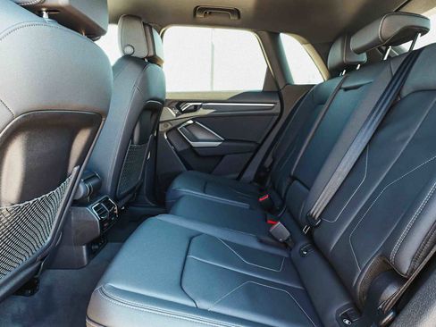 New 2025 Audi Q3 2.0T Premium image 18