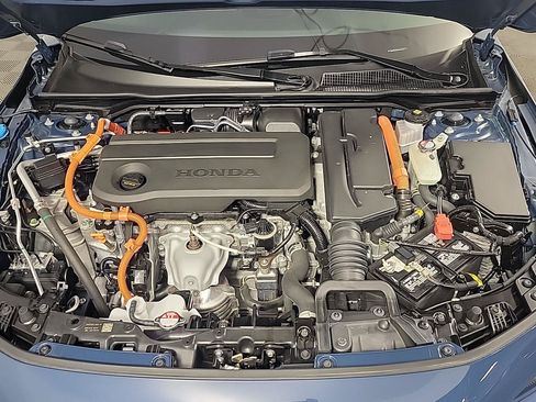 Certified 2025 Honda Civic Sport Touring image 14