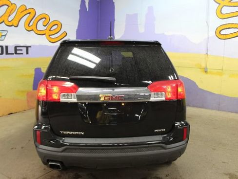 Used 2017 GMC Terrain SLE AWD/4WD image 7