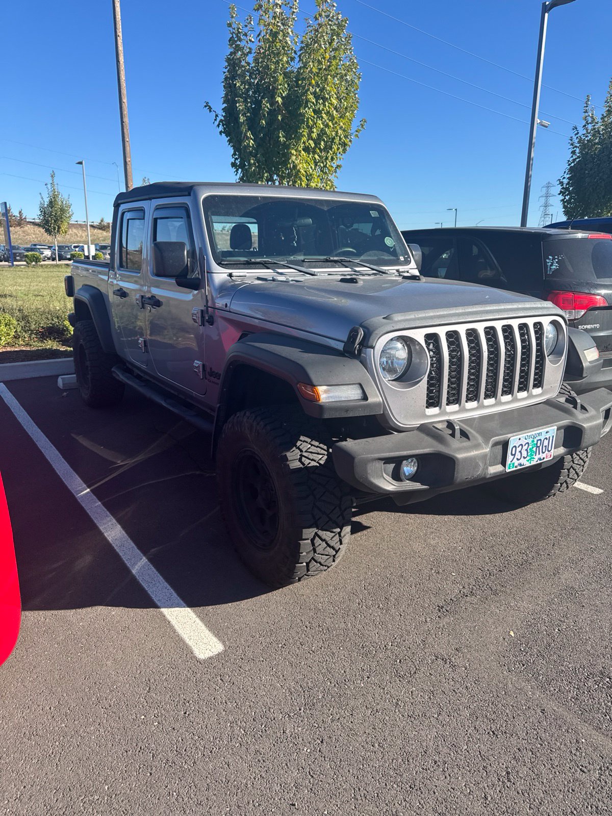 Used 2021 Jeep Gladiator Sport w/ Auxiliary Switch Group AWD/4WD image 3