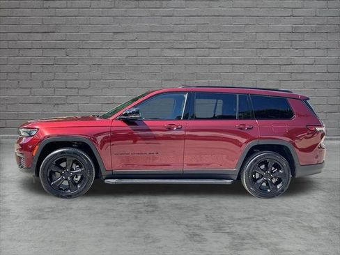 Certified 2023 Jeep Grand Cherokee L Laredo RWD image 9