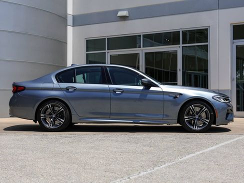 Used 2022 BMW M5 w/ Executive Package AWD/4WD image 7