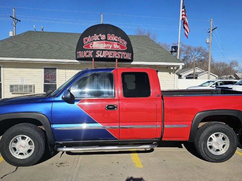 Used 2002 GMC Sierra 1500 4x4 Extended Cab w/ SLT Marketing Option Pkg image 3