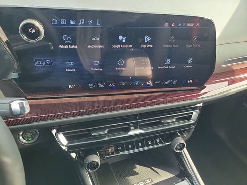 New 2026 Chevrolet Traverse RS w/ LPO, Floor Liner Package image 7