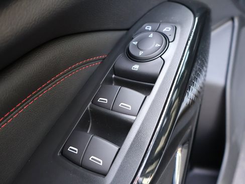 New 2026 Chevrolet Trax RS w/ Sunroof Package FWD image 7