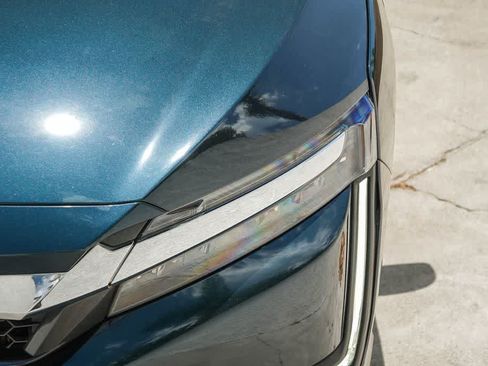 Used 2019 Honda Clarity Touring image 8