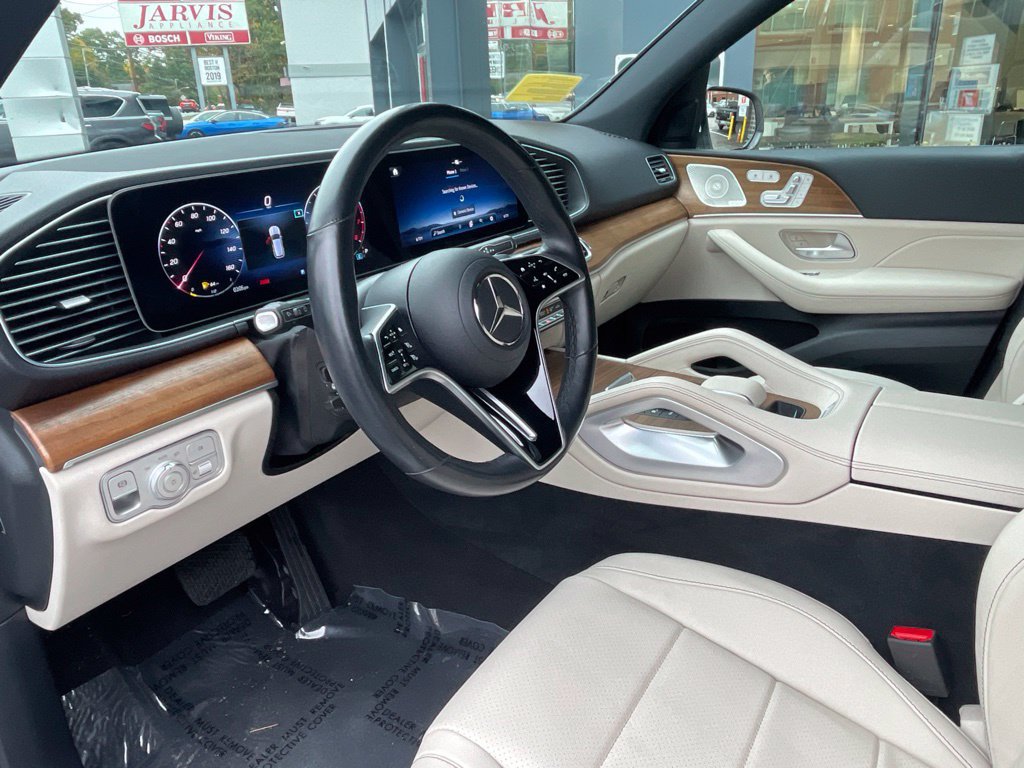 Used 2024 Mercedes-Benz GLE 350 4MATIC image 11