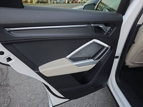 Used 2021 Audi Q3 2.0T Premium image 40