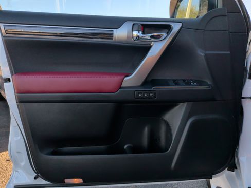 Used 2022 Lexus GX 460 Luxury image 13
