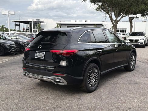 Certified 2025 Mercedes-Benz GLC 300 image 3