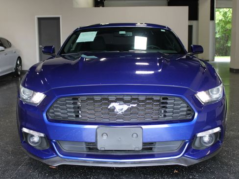 Used 2015 Ford Mustang Coupe w/ Equipment Group 051A RWD image 7