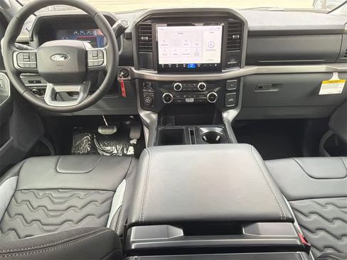 New 2025 Ford F150 XLT w/ Equipment Group 301A Standard image 18