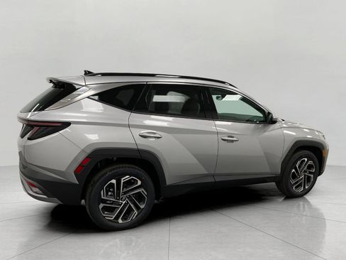 New 2026 Hyundai Tucson Limited AWD/4WD image 2
