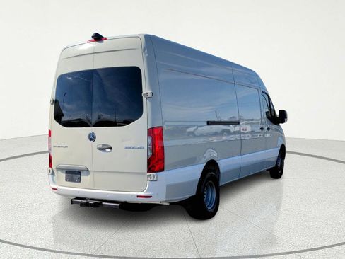 Used 2019 Mercedes-Benz Sprinter 170 image 5