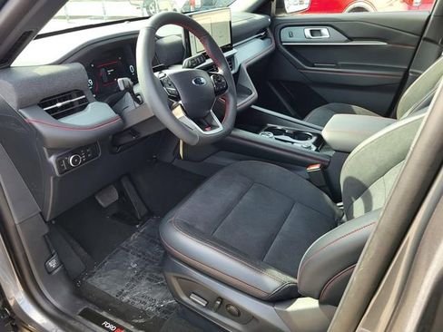 New 2026 Ford Explorer ST image 3