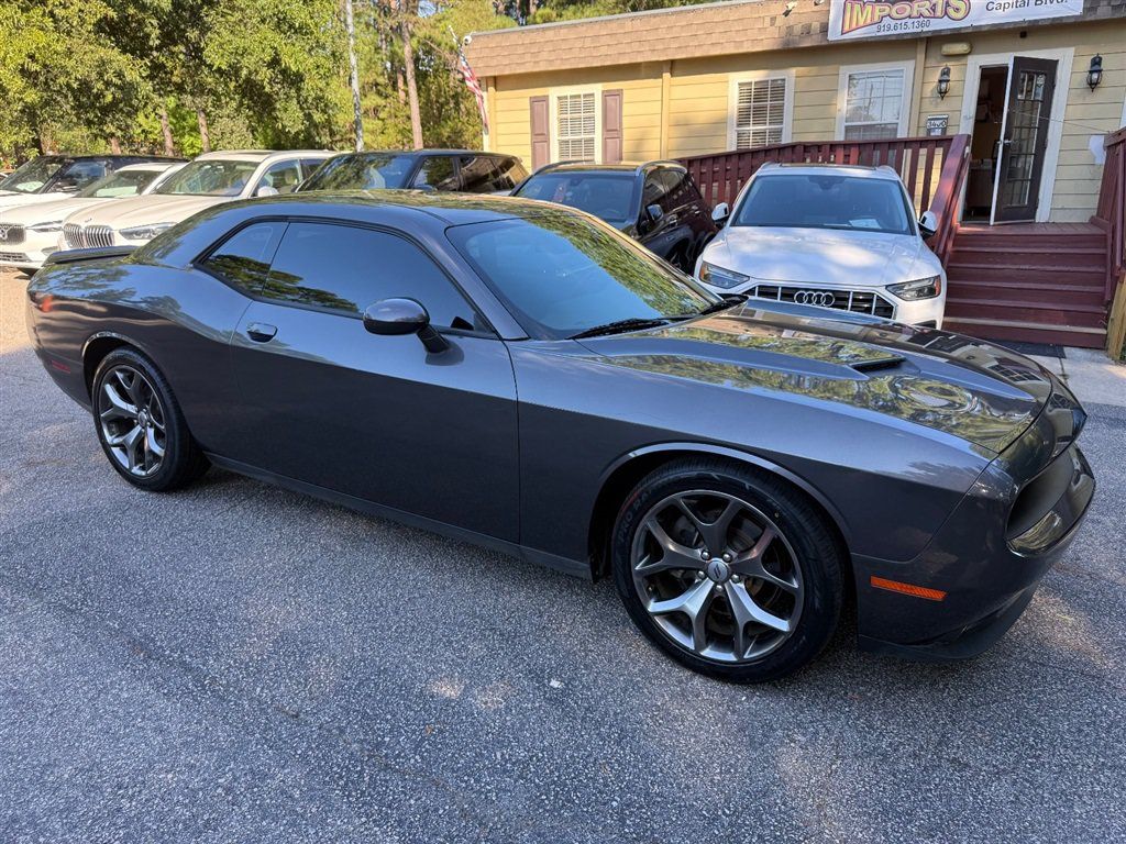 Used 2017 Dodge Challenger SXT w/ Sound Group RWD image 5
