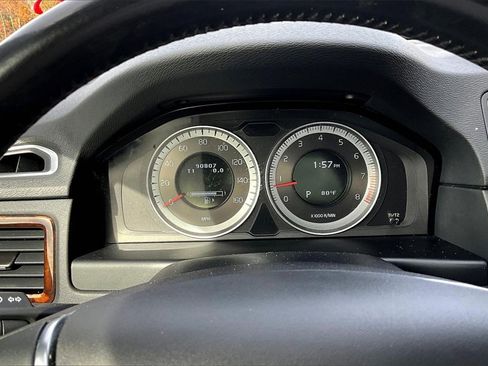 Used 2013 Volvo XC70 3.2 image 17