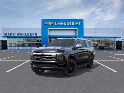 New 2026 Chevrolet Suburban Premier w/ Sun And Tow Package AWD/4WD image 8