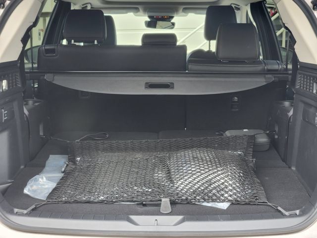 Certified 2025 MAZDA CX-90 Plug-In Hybrid w/Premium Sport AWD/4WD image 19