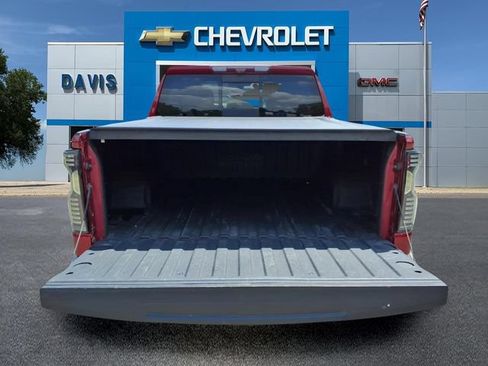 Used 2020 Chevrolet Silverado 1500 High Country w/ Technology Package AWD/4WD image 19