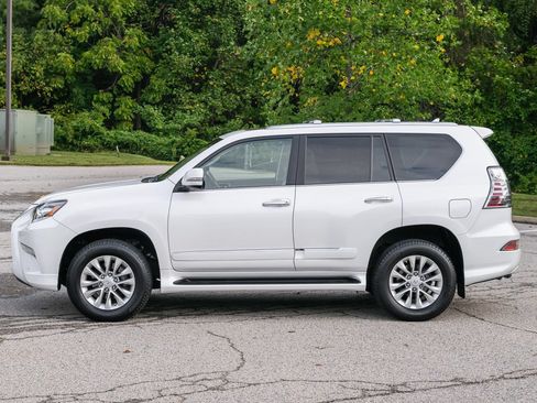 Used 2015 Lexus GX 460 Luxury AWD/4WD image 4