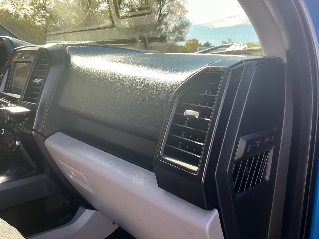 Used 2017 Ford F150 XL w/ Equipment Group 101A Mid AWD/4WD image 18