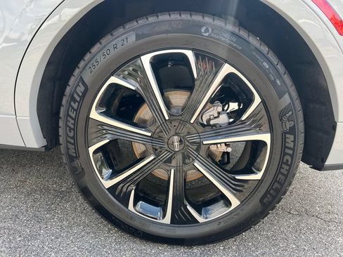 New 2026 Lincoln Nautilus Reserve AWD/4WD image 21
