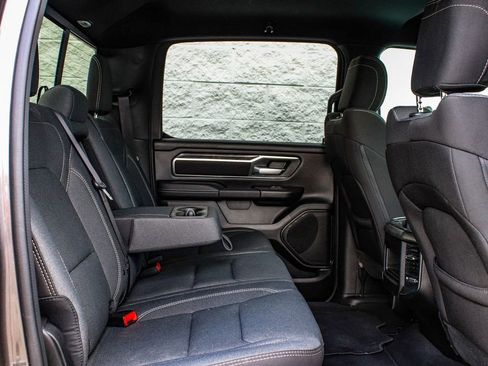 Used 2024 RAM 1500 Big Horn AWD/4WD image 34