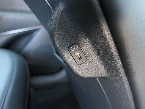 Used 2023 Kia Niro Wave FWD image 23