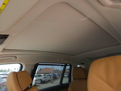 New 2027 BMW X7 xDrive40i w/ Premium Package AWD/4WD image 13