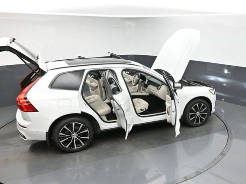 Used 2023 Volvo XC60 B5 Plus w/ Climate Package AWD/4WD image 48