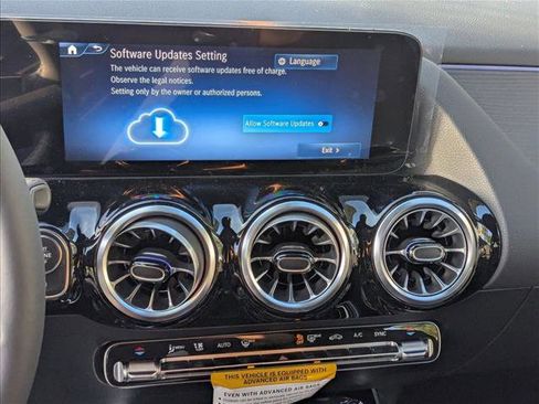 New 2026 Mercedes-Benz GLA 250 GLA 250 image 11