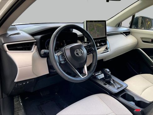 Used 2026 Toyota Corolla Cross LE w/ Moonroof Package AWD/4WD image 18