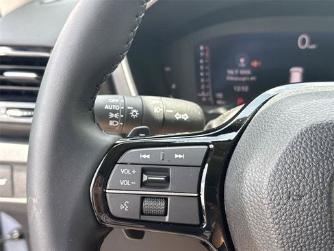 Used 2026 Honda Pilot EX-L image 18