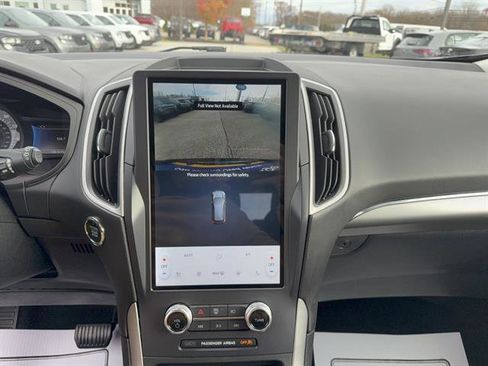 Certified 2022 Ford Edge SEL w/ Convenience Package image 16