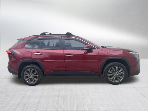 Used 2022 Toyota RAV4 Limited AWD/4WD image 5