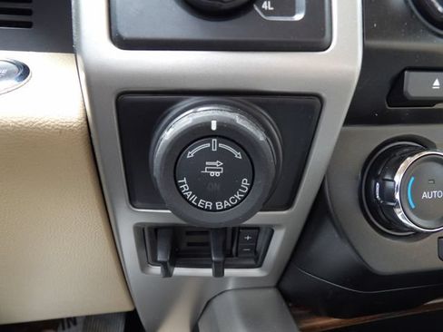 Used 2017 Ford F150 Lariat AWD/4WD image 30