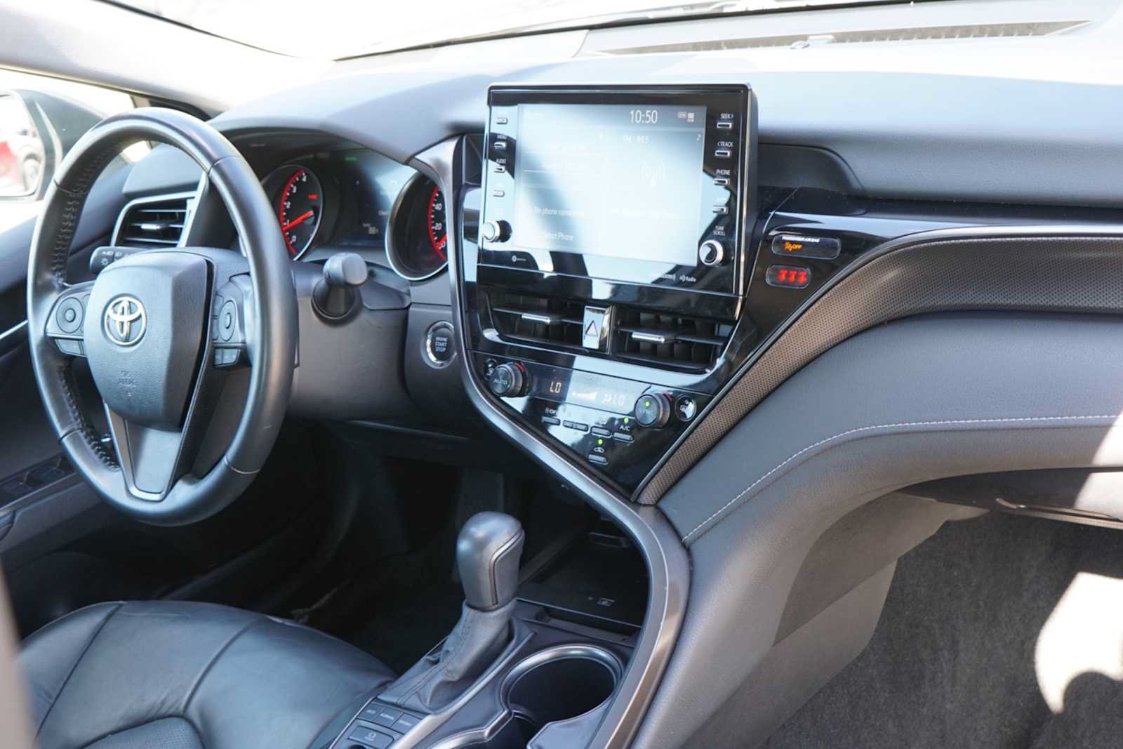 Used 2024 Toyota Camry XSE FWD image 22