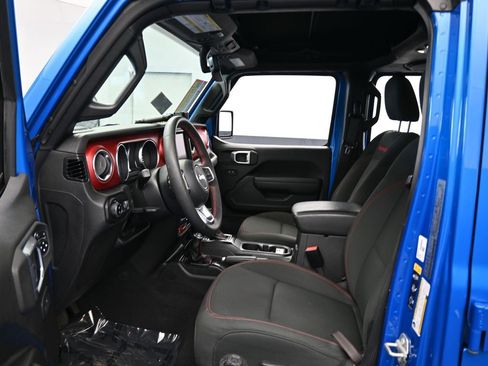 Used 2023 Jeep Gladiator Rubicon w/ Trailer Tow Package image 11