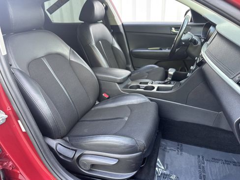 Used 2019 Kia Optima S w/ S Panoramic Sunroof Package FWD image 13