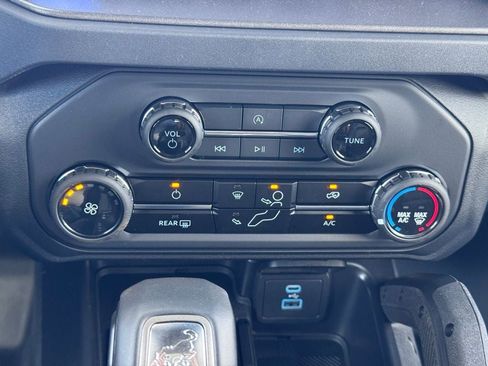 New 2025 Ford Bronco Badlands AWD/4WD image 10