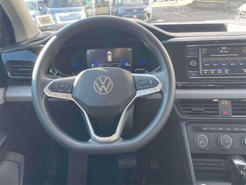 Used 2022 Volkswagen Taos S image 13