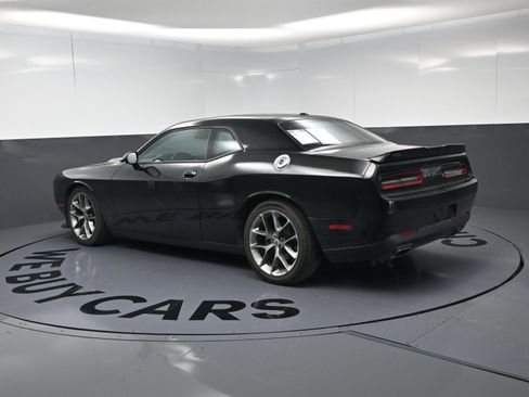 Used 2022 Dodge Challenger GT RWD image 7