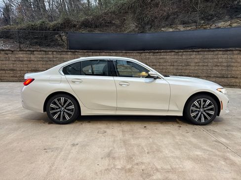 Used 2026 BMW 330i xDrive Sedan w/ Convenience Package AWD/4WD image 7