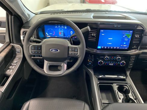 New 2026 Ford F250 Lariat w/ Black Appearance Package AWD/4WD image 11